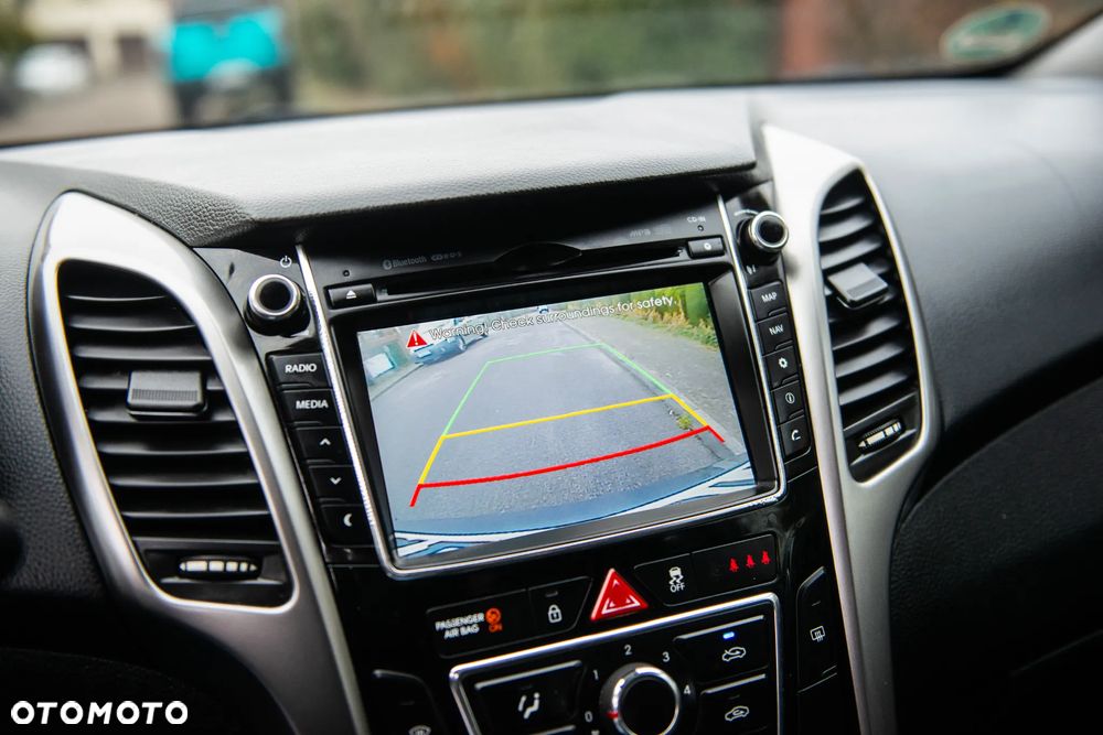 Hyundai i30 1.4 CRDi Premium - 34