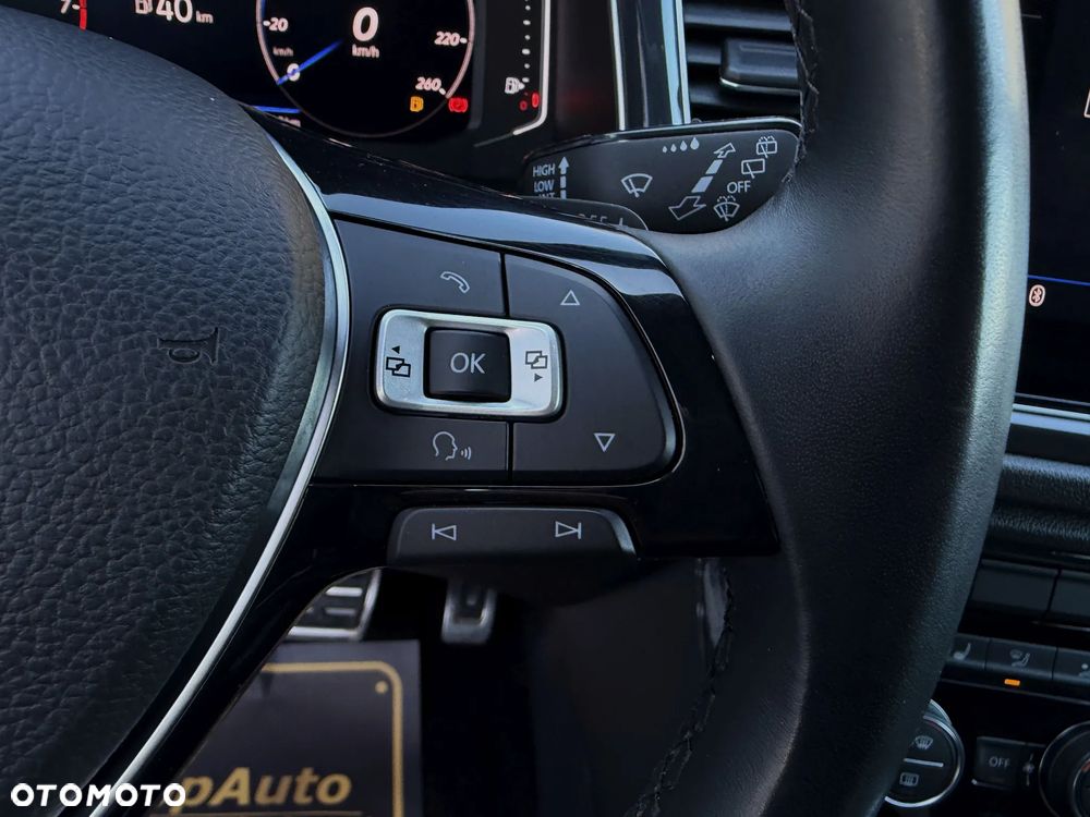 Volkswagen T-Roc 2.0 TSI OPF 4MOTION DSG Sport - 24