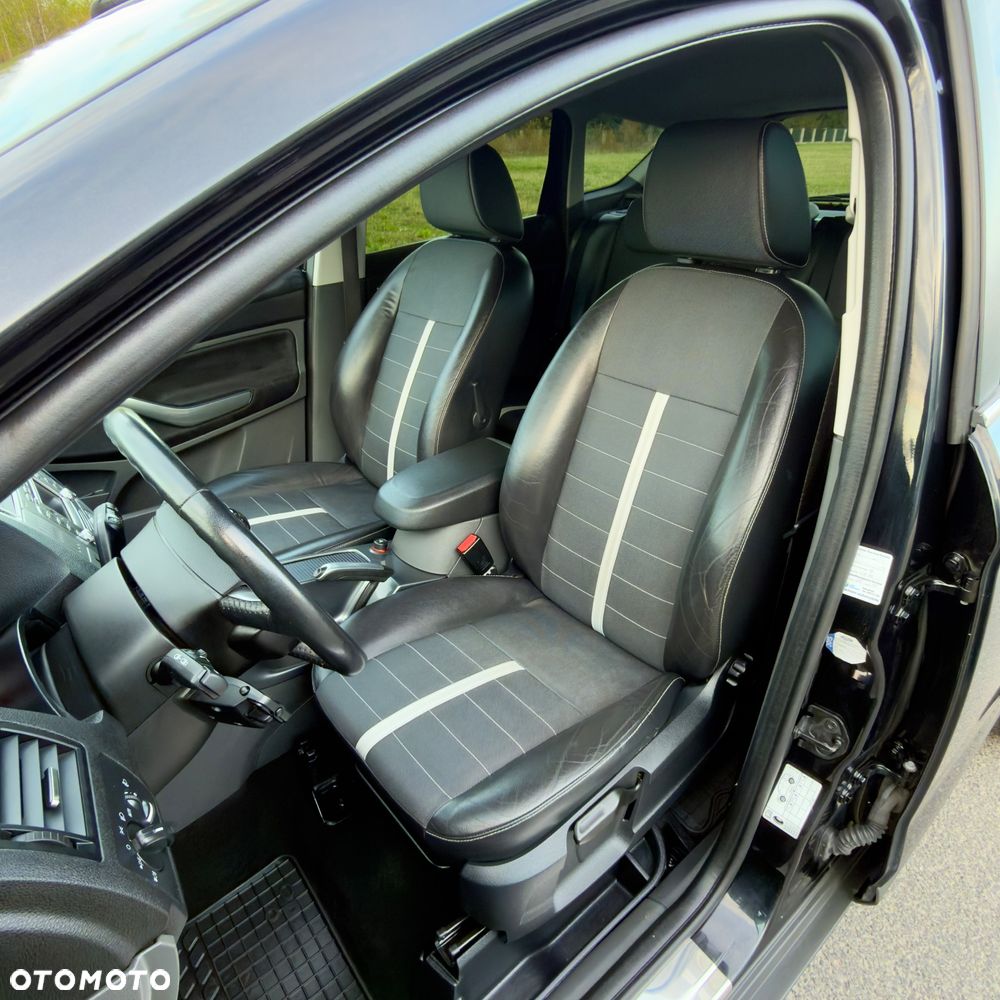 Ford Kuga 2.0 TDCi 4x4 Titanium - 11