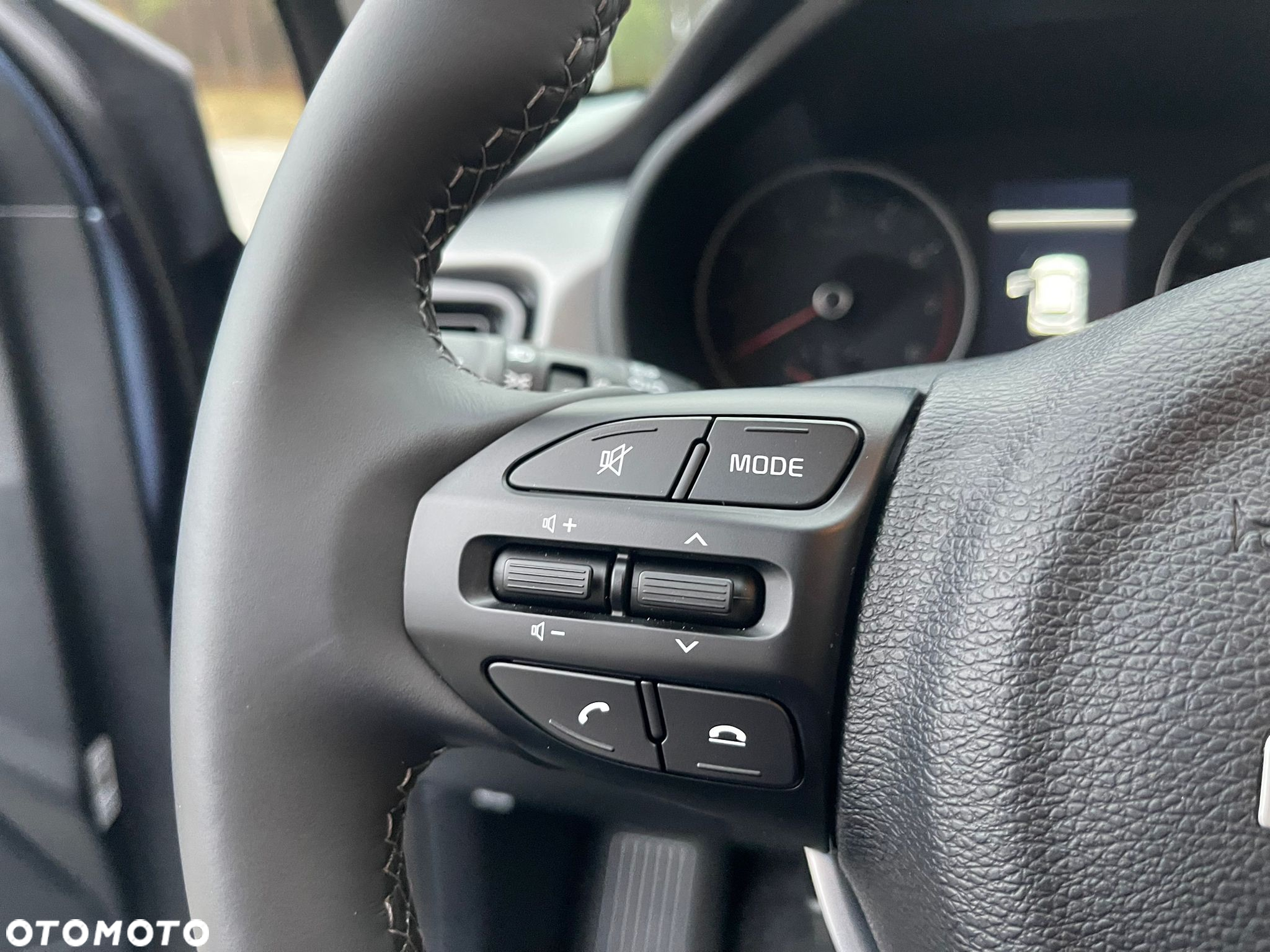 Kia Rio - 9