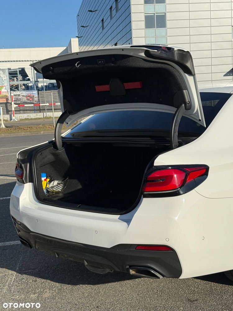 BMW Seria 5 520d xDrive M Sport sport - 13