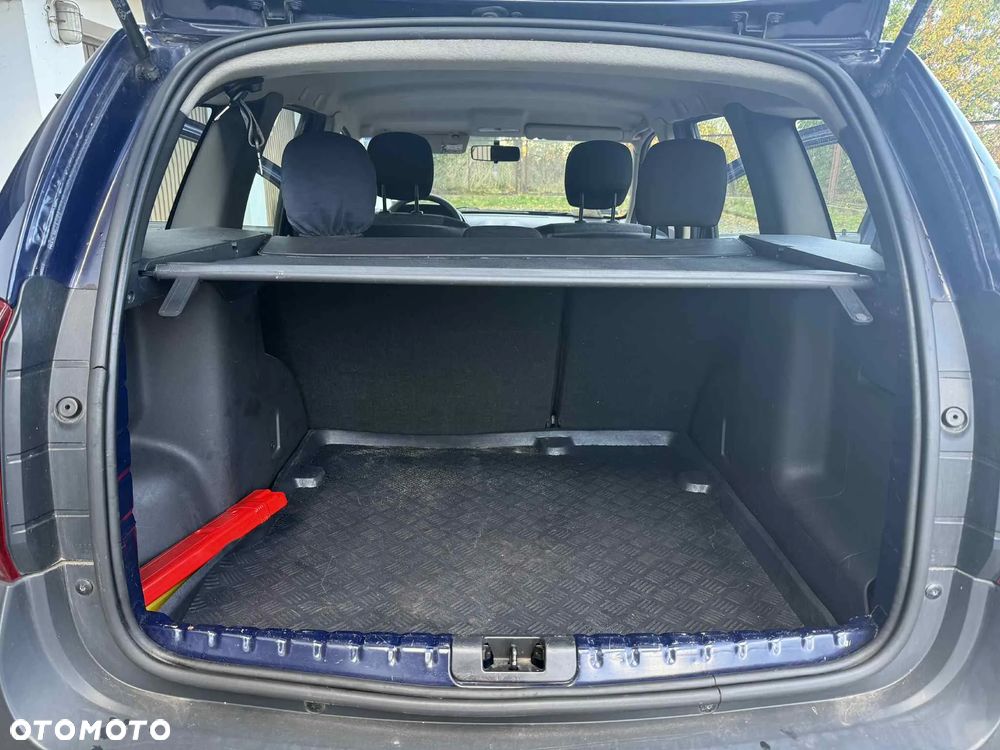 Dacia Duster 1.6 - 9