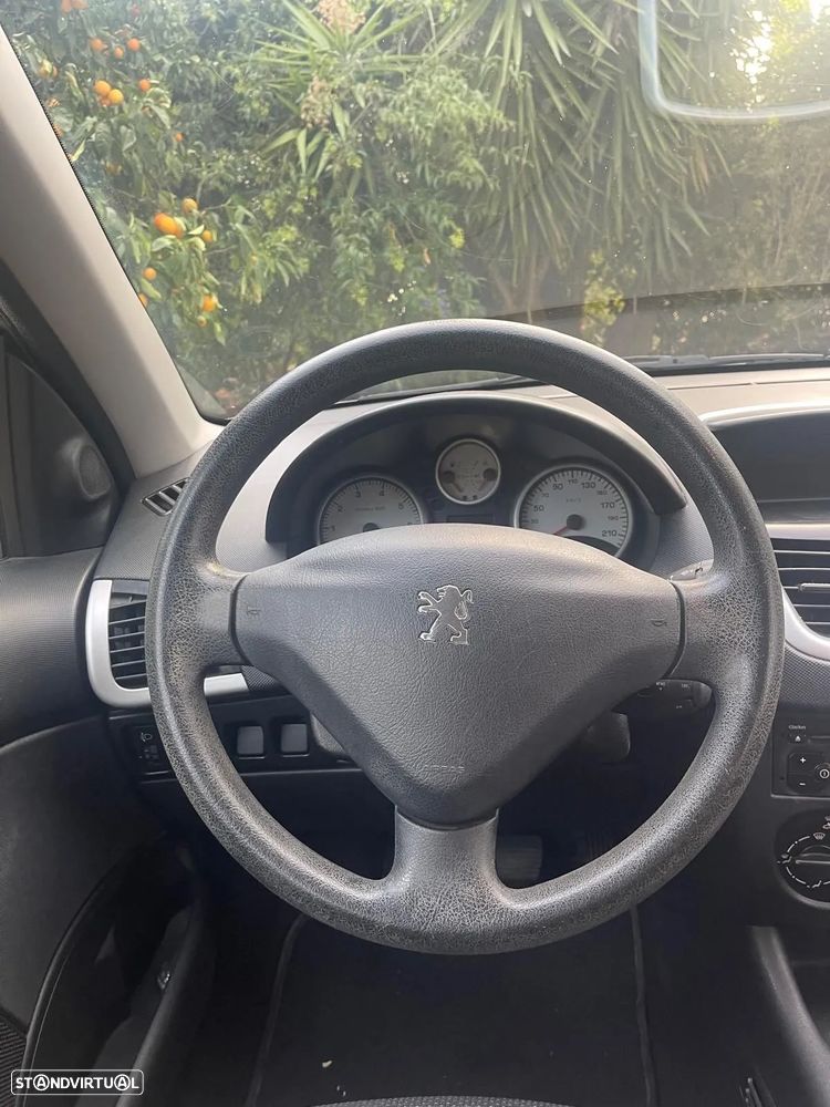 Peugeot 206+ 1.1 Trendy - 5