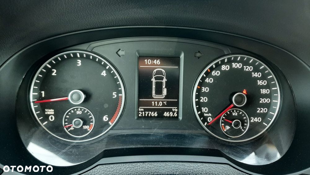 Seat Alhambra 2.0 TDI DPF Ecomotive - 11