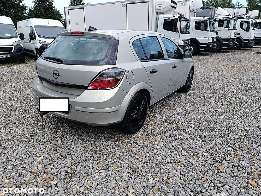 Opel Astra 1.4 Cosmo - 4