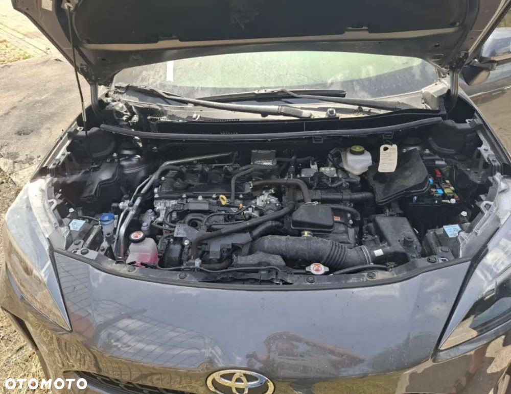 Toyota Yaris Cross Hybrid 1.5 Adventure - 2