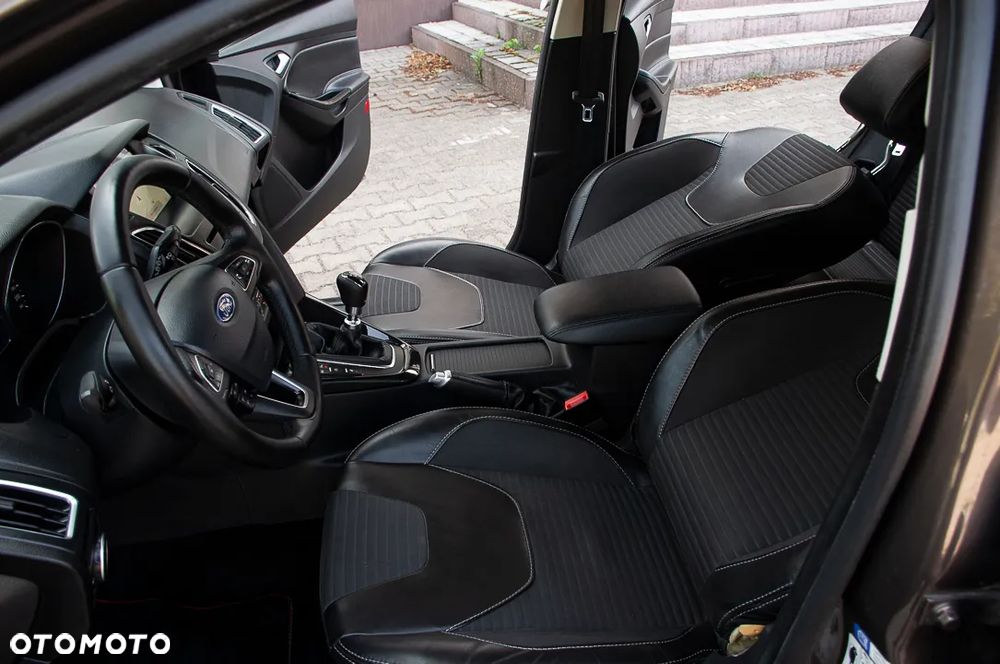 Ford Focus - 20