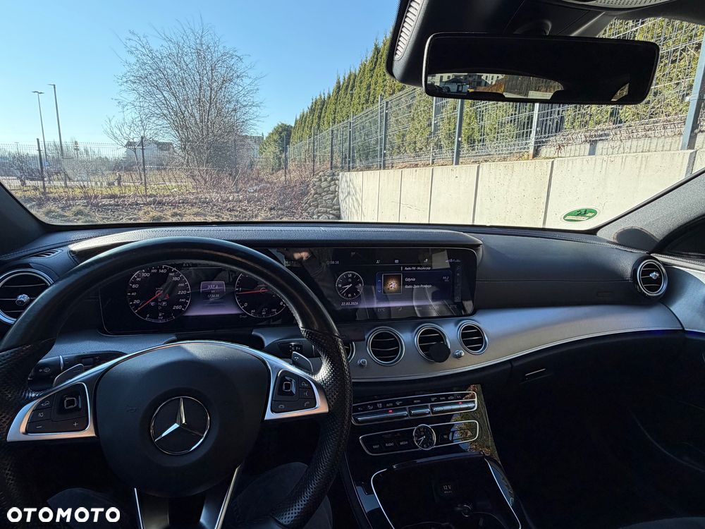 Mercedes-Benz Klasa E 220 d 9G-TRONIC AMG Line - 10