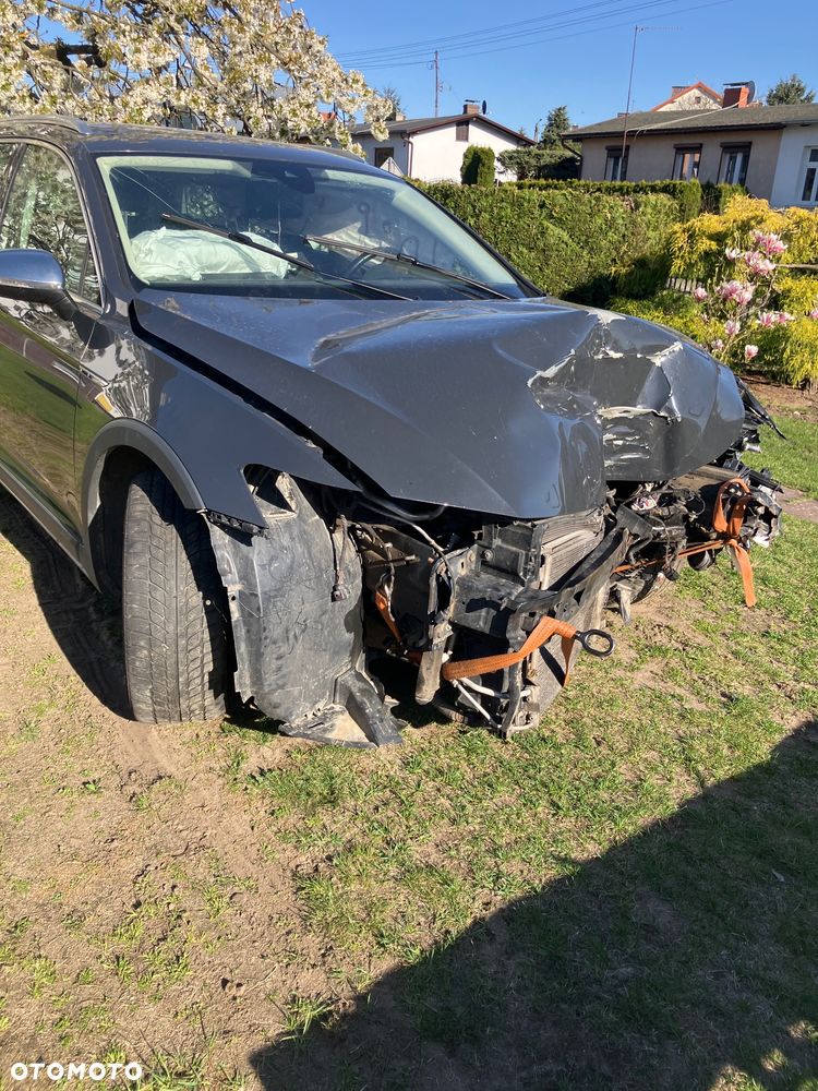 Volkswagen Passat - 7