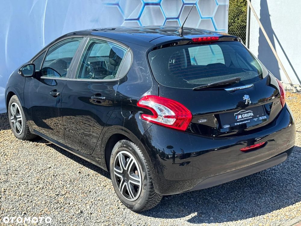 Peugeot 208 95 VTI Active - 11