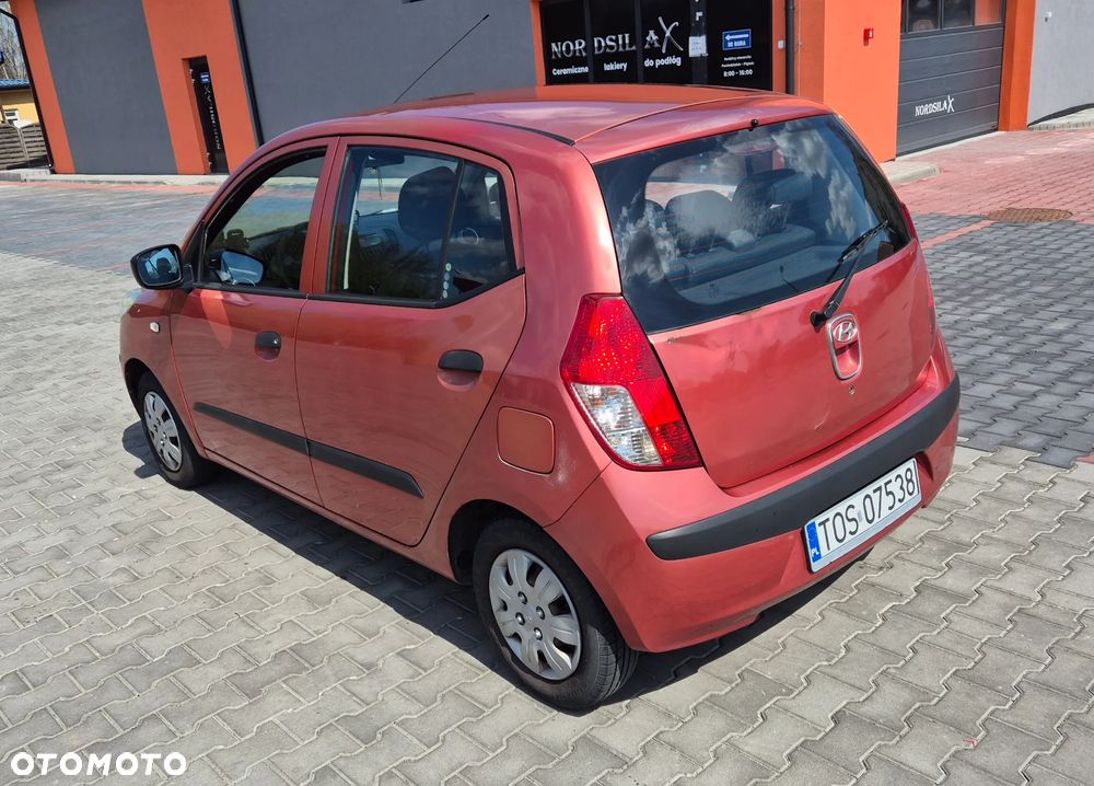 Hyundai i10 1.1 Classic + - 11