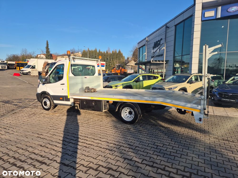 Ford Transit 2.0 TDCi / AUTOLAWETA / LAWETA DO MASZYN / SZEROKI NAJAZD / STAN IDEALNY / 1 WŁ / BEZWYPADKOWY / ORYGINALNY PRZEBIEG / 3 MIEJSCA / POMOC DROGOWA / NAPĘD TYŁ / EURO 6 / NISKI PRZEBIEG! - 12