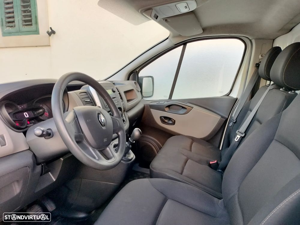Renault Trafic 1.6 DCI - 9
