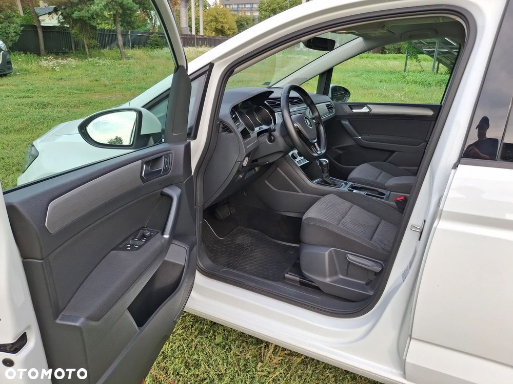 Volkswagen Touran 1.5 TSI EVO Comfortline DSG - 10