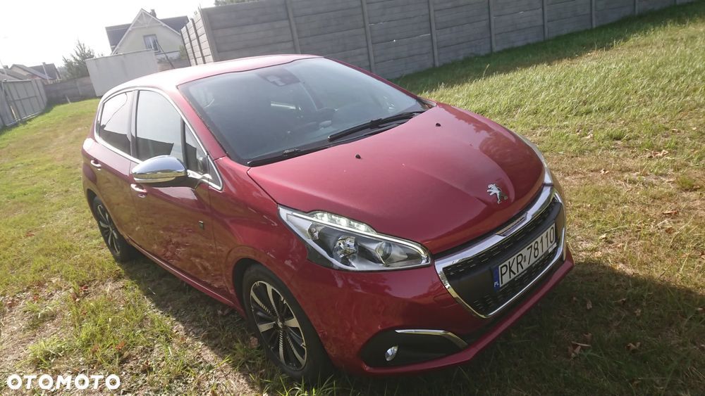 Peugeot 208 - 2
