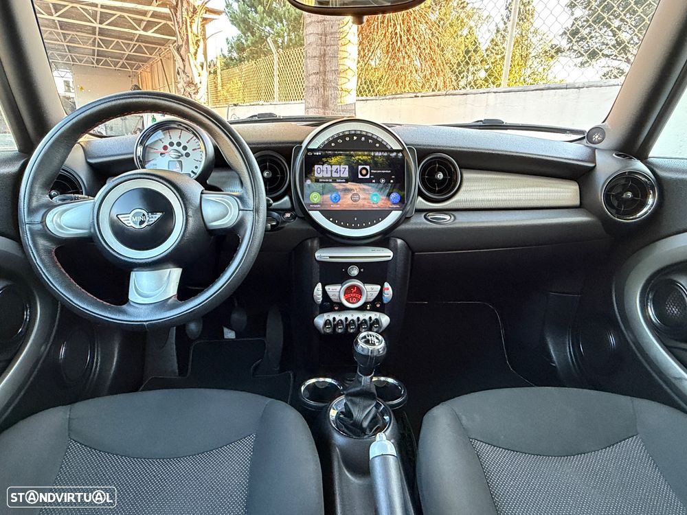 MINI 3 Portas Cooper D - 6