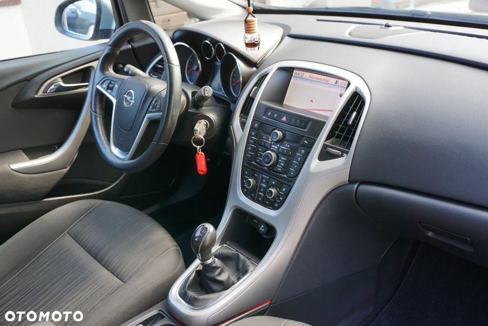 Opel Astra 1.4 Turbo Edition - 17