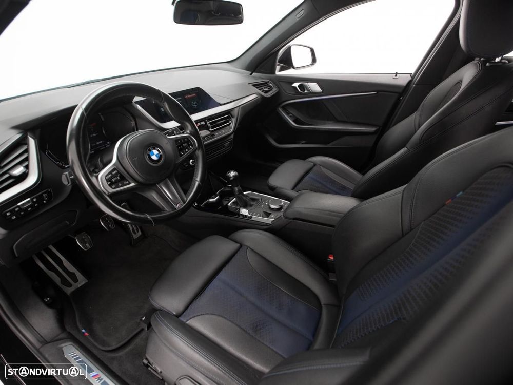 BMW 116 d Pack Desportivo M - 7