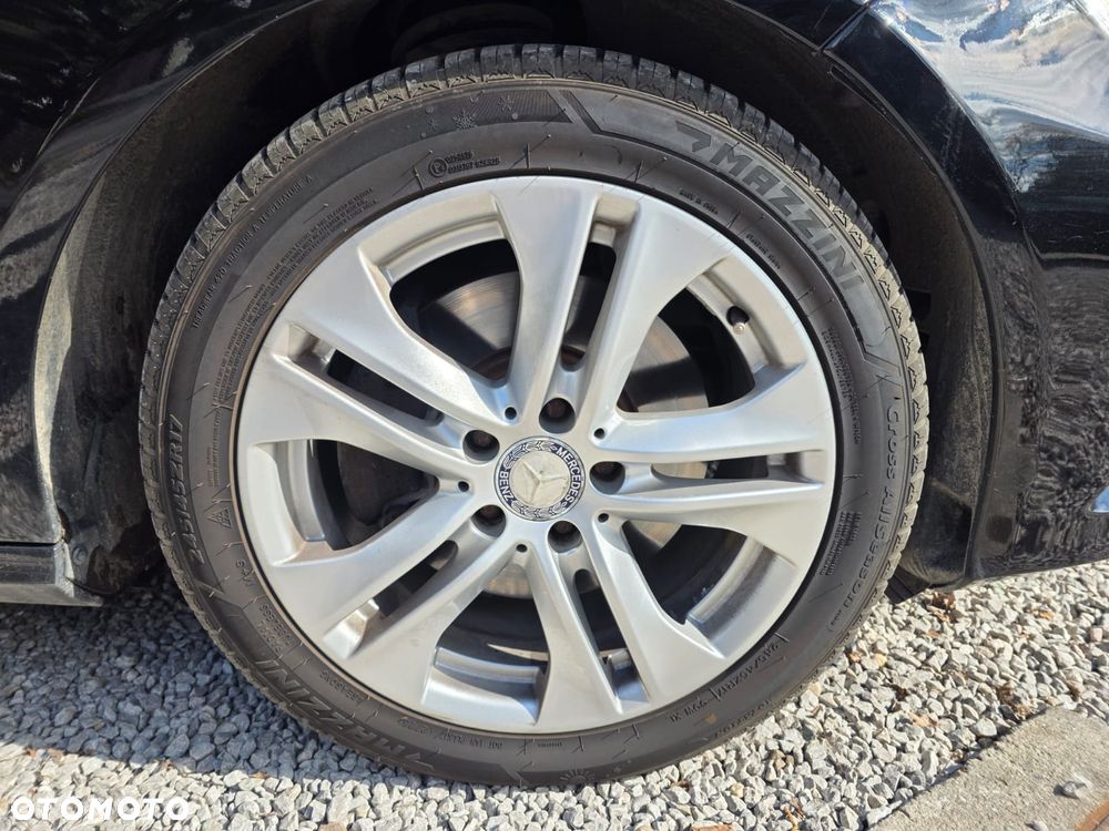 Mercedes-Benz Klasa E 350 CDI DPF BlueEFFICIENCY 7G-TRONIC Avantgarde - 26