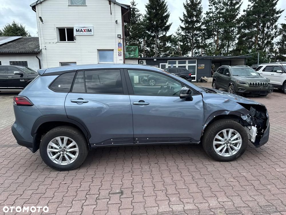 Toyota Corolla Cross - 8