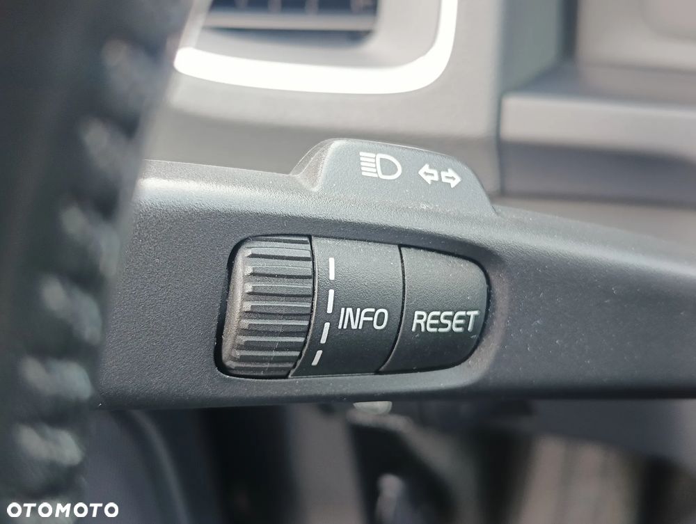 Volvo S60 D4 Edition Pro - 33