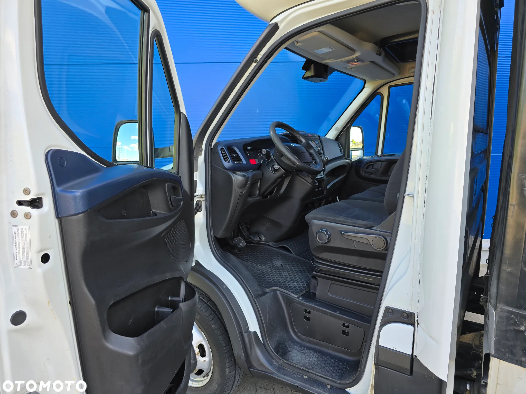 Iveco 50C/35 180KM - 9