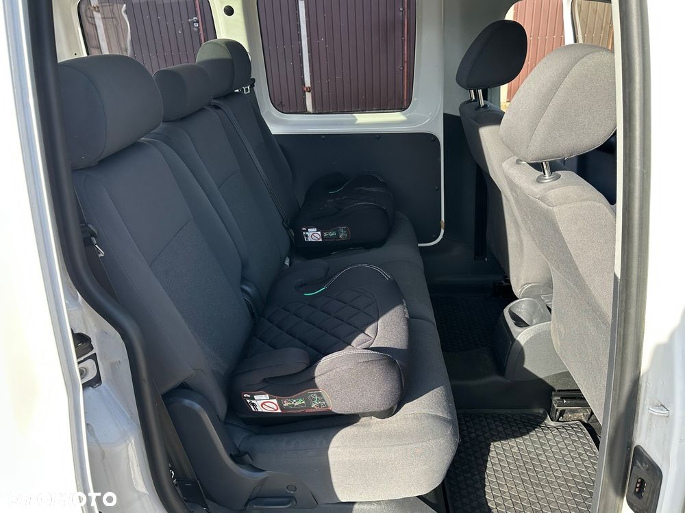 Volkswagen Caddy - 9