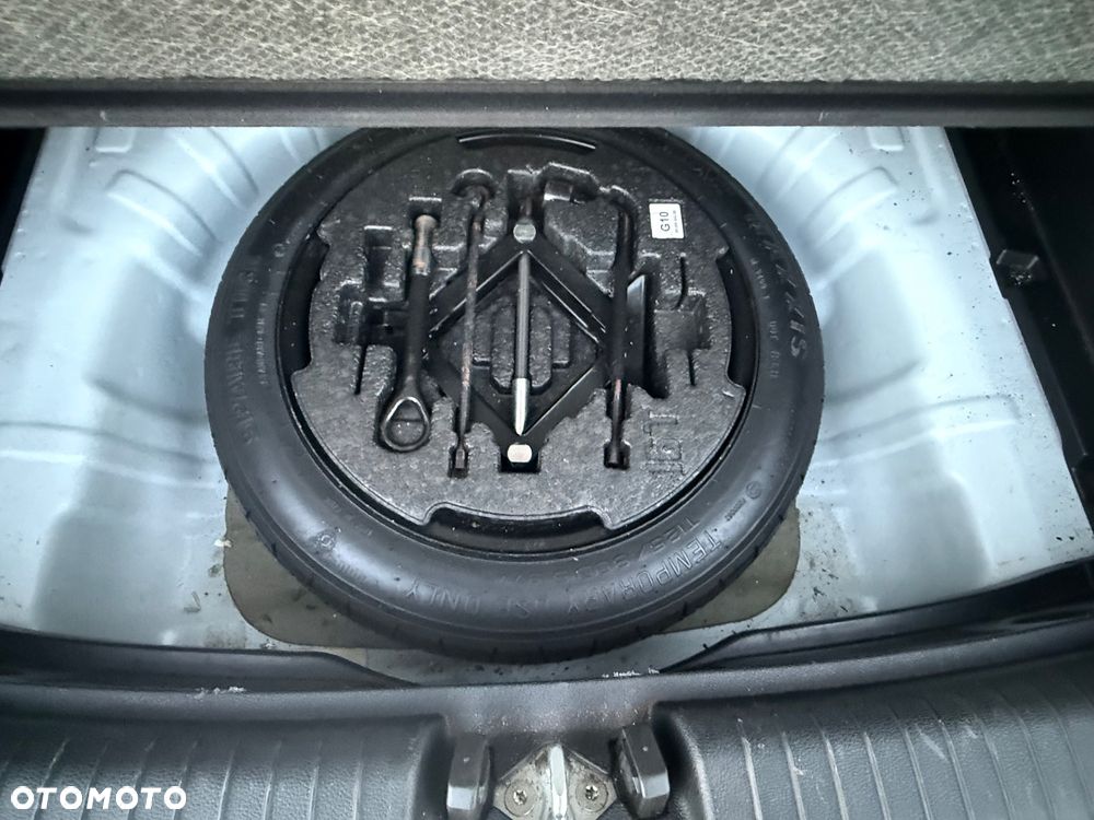 Kia Ceed - 31