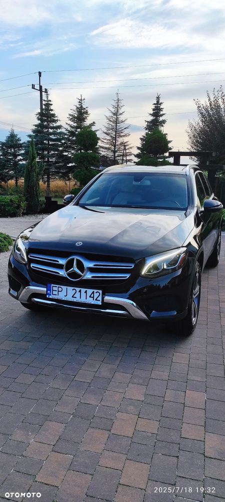 Mercedes-Benz GLC 300 4Matic 9G-TRONIC - 2