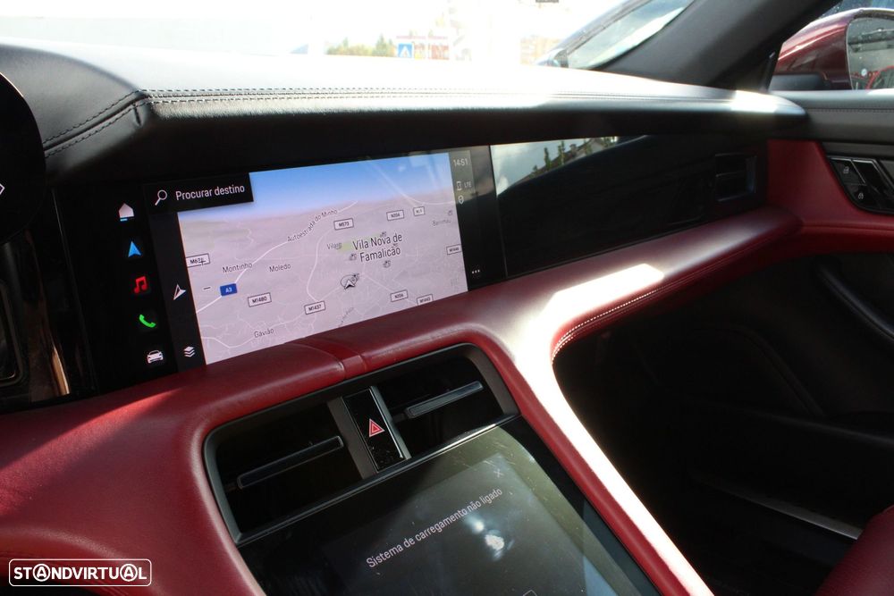 Porsche Taycan 4S - 28