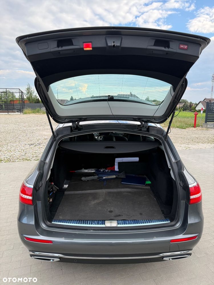 Mercedes-Benz Klasa E 220 d Business Edition 9G-TRONIC - 9