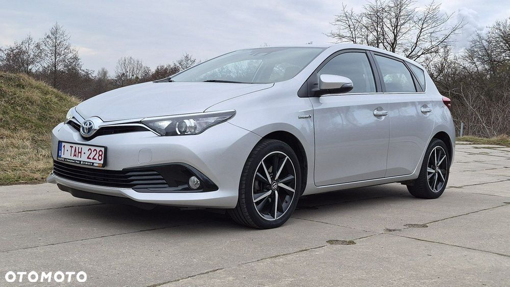 Toyota Auris - 2