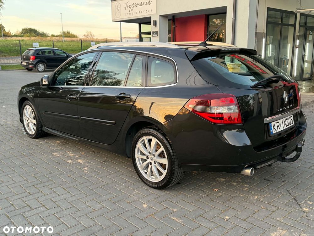 Renault Laguna 2013 photo 5