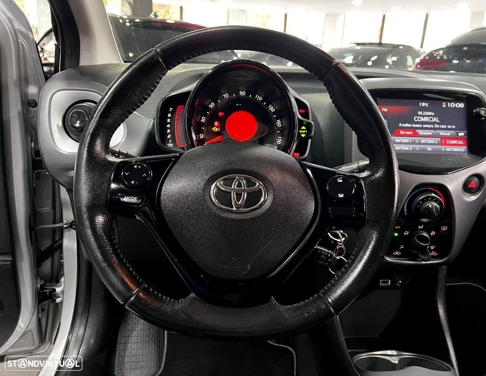 Toyota Aygo 1.0 X-Play+AC+X-Touch - 23