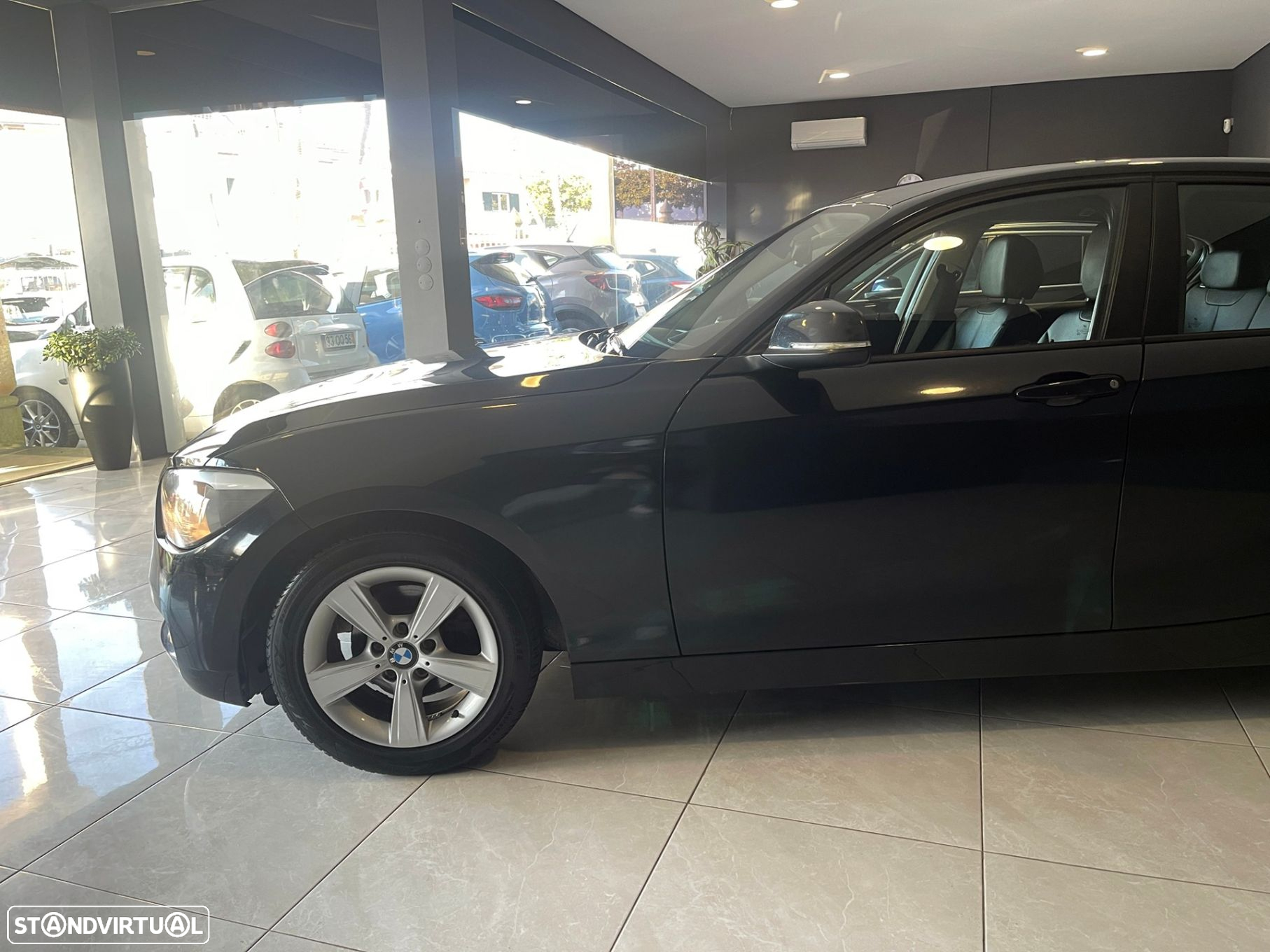 BMW 116 d EfficientDynamics - 12