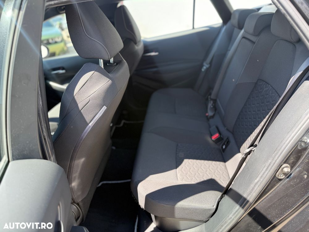 Toyota Corolla 1.8 Business Edition - 20