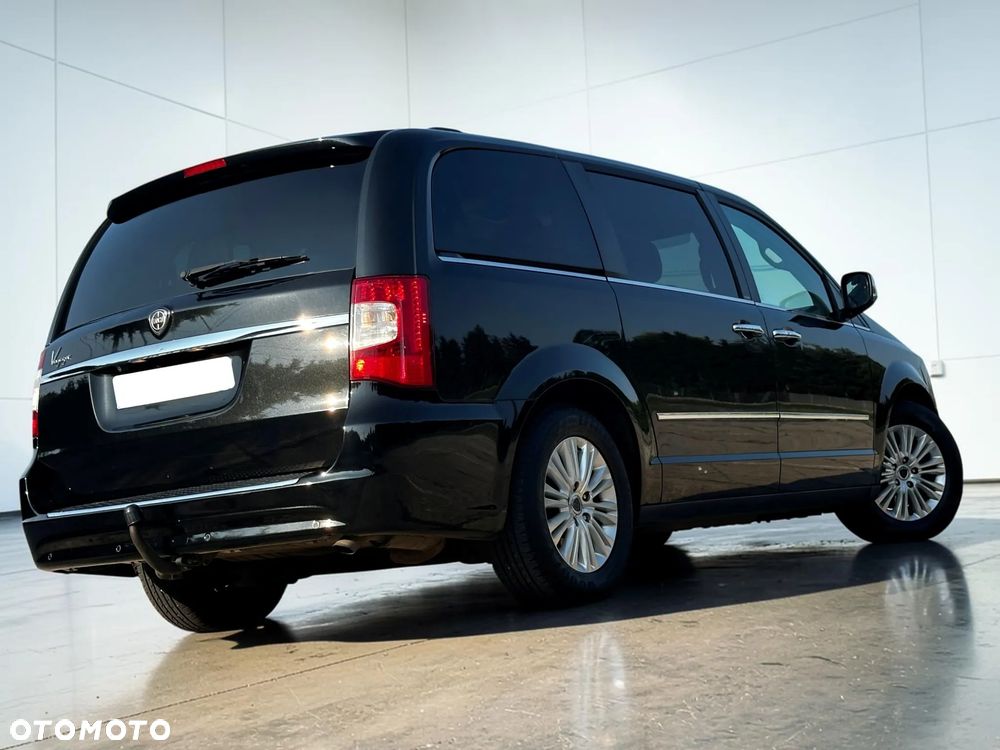 Lancia Voyager 2.8 Multijet 16v Platinum - 19