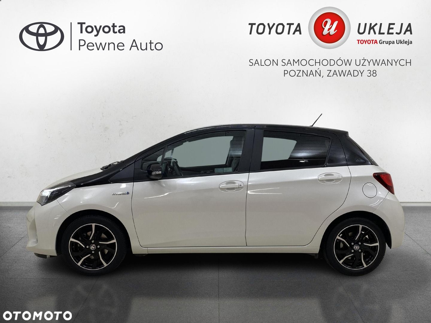 Toyota Yaris Hybrid 100 Selection Pure - 7