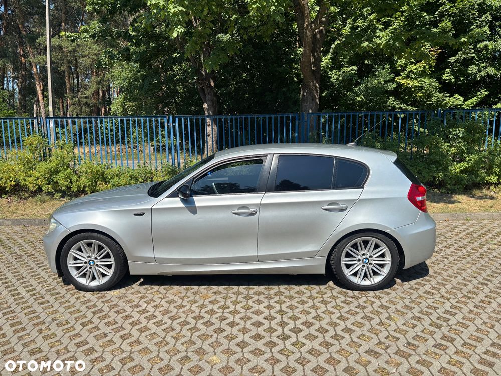 BMW Seria 1 2008 photo 3