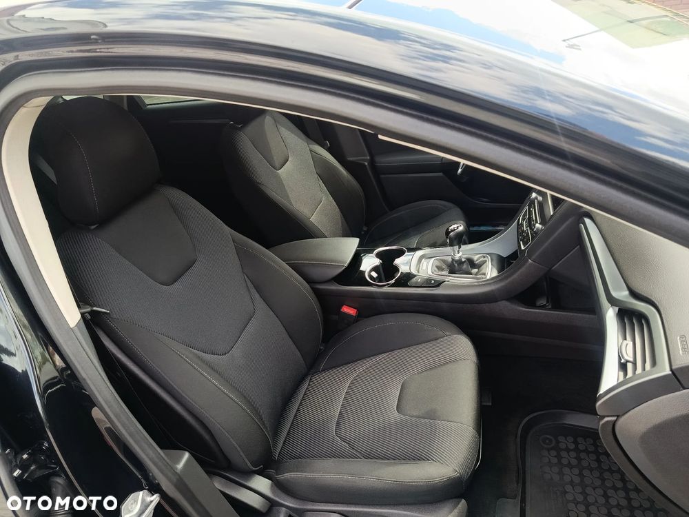 Ford Mondeo 1.5 EcoBoost Edition - 25