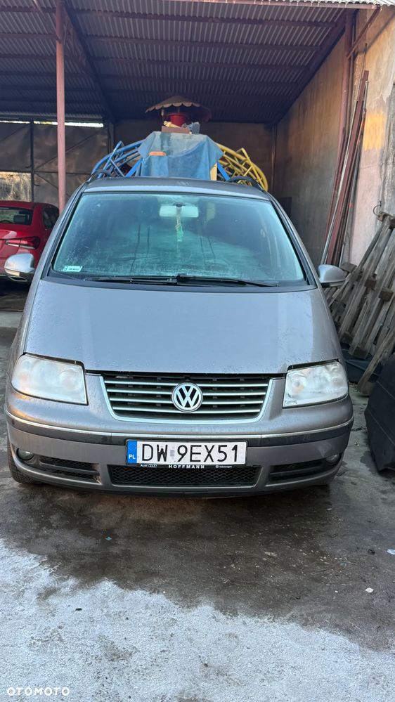Volkswagen Sharan 2.0 TDI Highline - 3