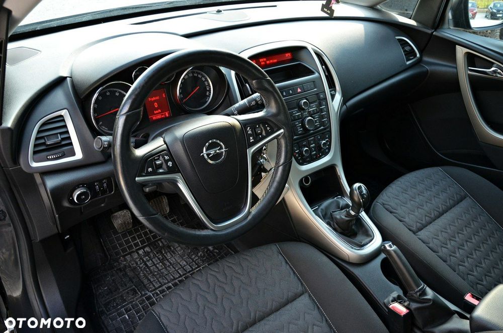 Opel Astra - 28