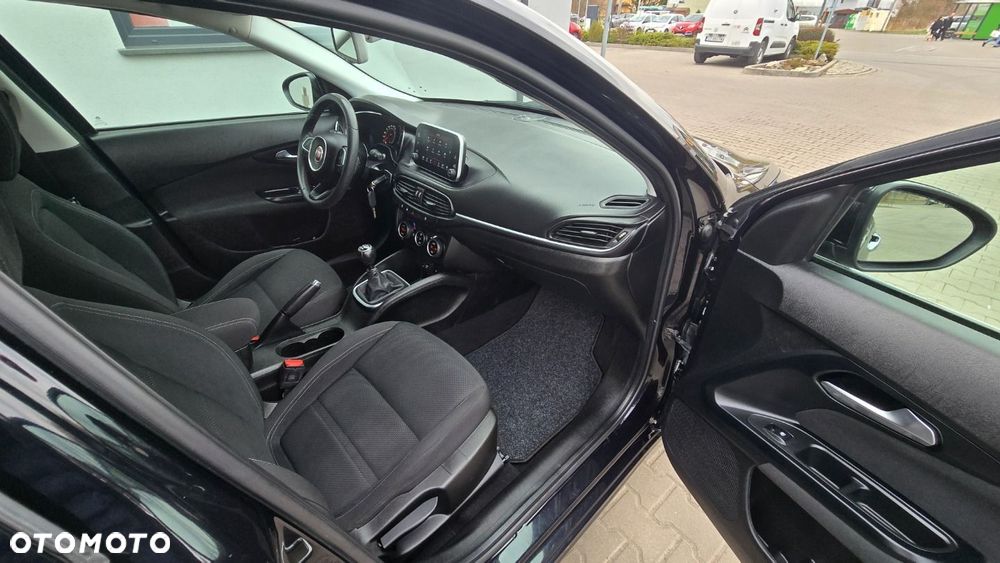 Fiat Tipo 1.4 T-Jet 16v Lounge EU6 - 15