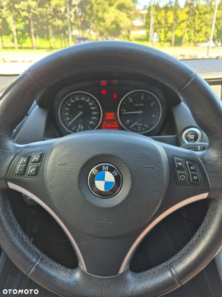 BMW X1 xDrive20d - 4