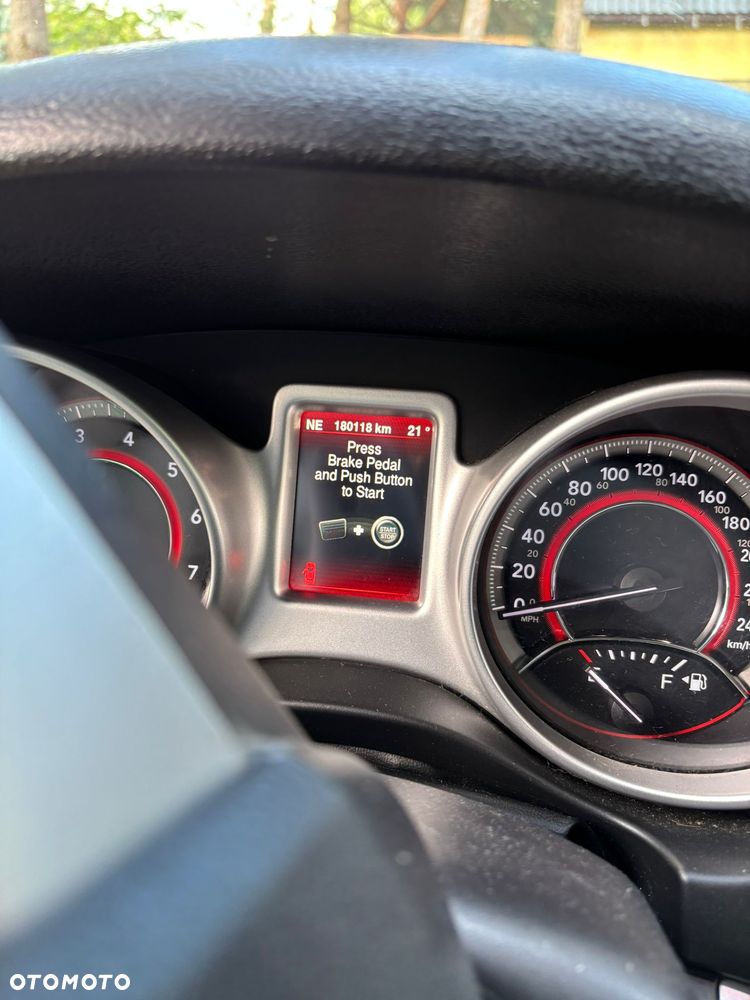 Dodge Journey - 11
