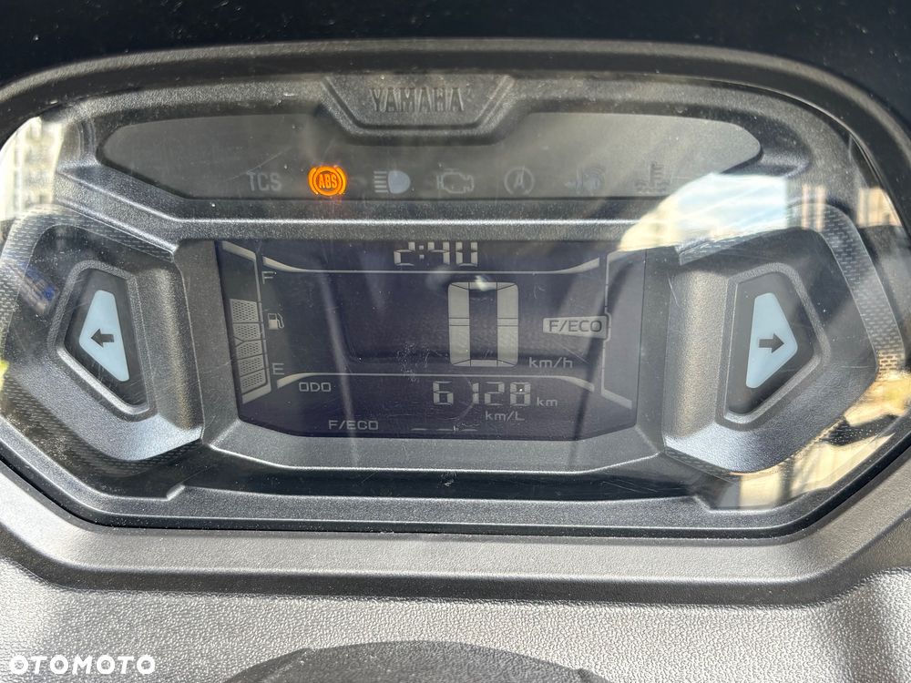 Yamaha NMAX - 15