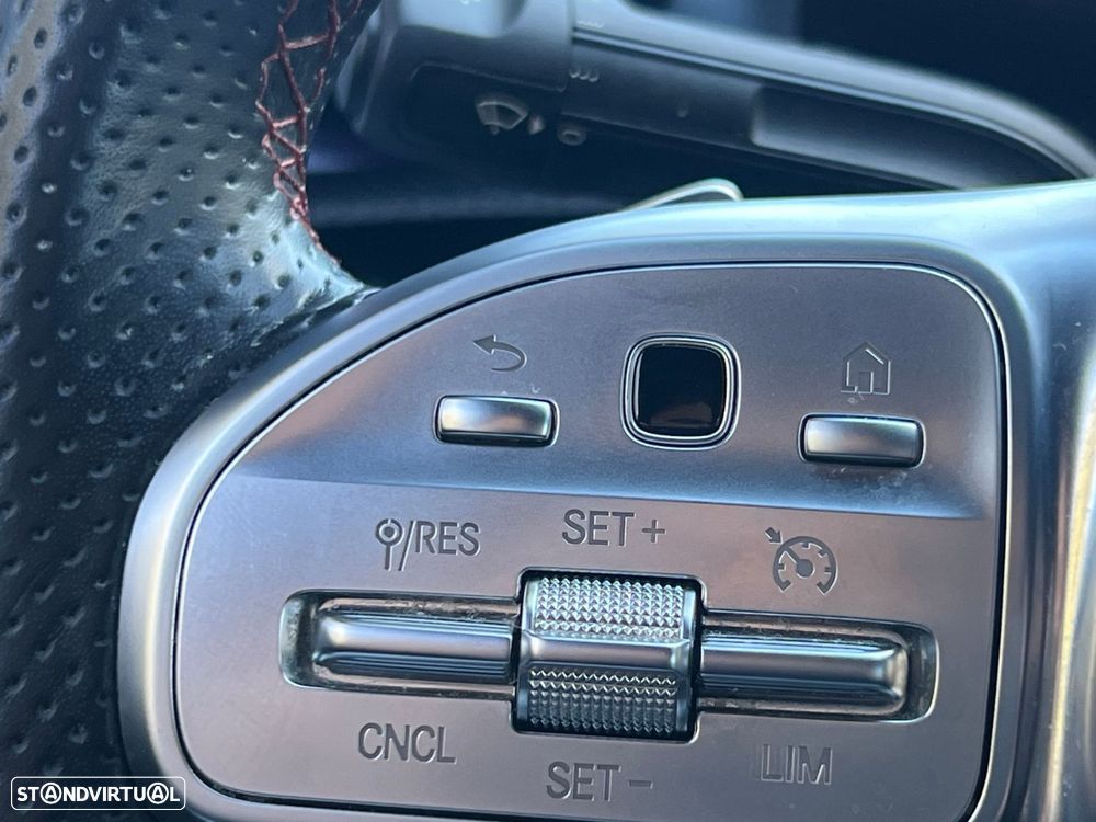 Mercedes-Benz A 250 Limousine e 8G-DCT AMG Line - 20