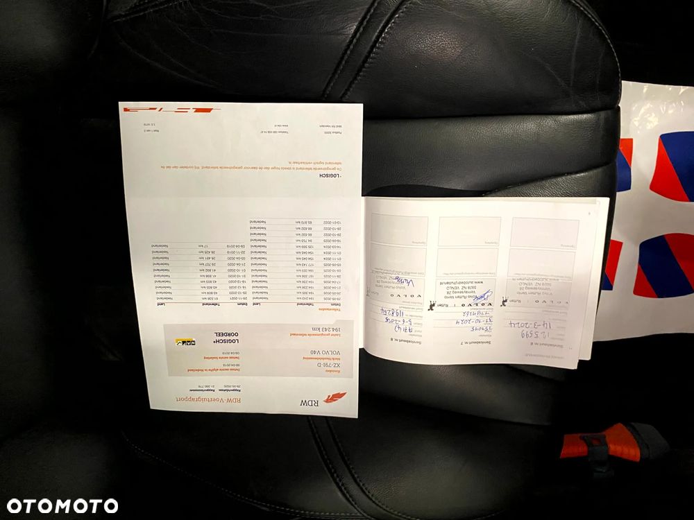 Volvo V40 D3 Drive-E SCR Momentum - 24