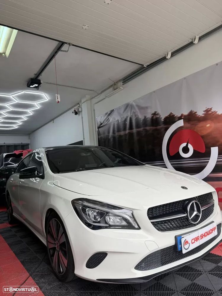 Mercedes-Benz CLA 180 d Shooting Brake AMG Line - 2