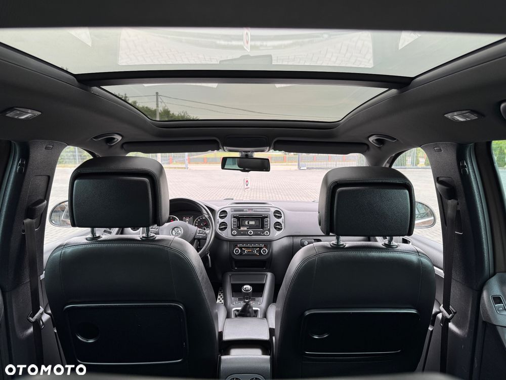 Volkswagen Tiguan 2.0 TDI 4Mot Perfectline R-Style - 15